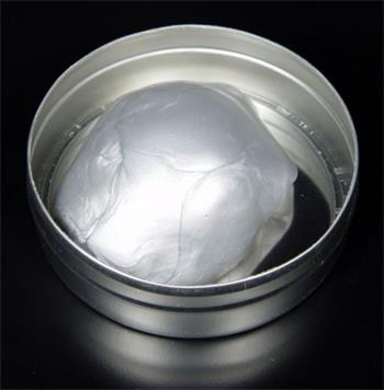 Inteligentní plastelína - metalická, Zářívá stříbrná